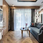 Czerwona izba&SPA